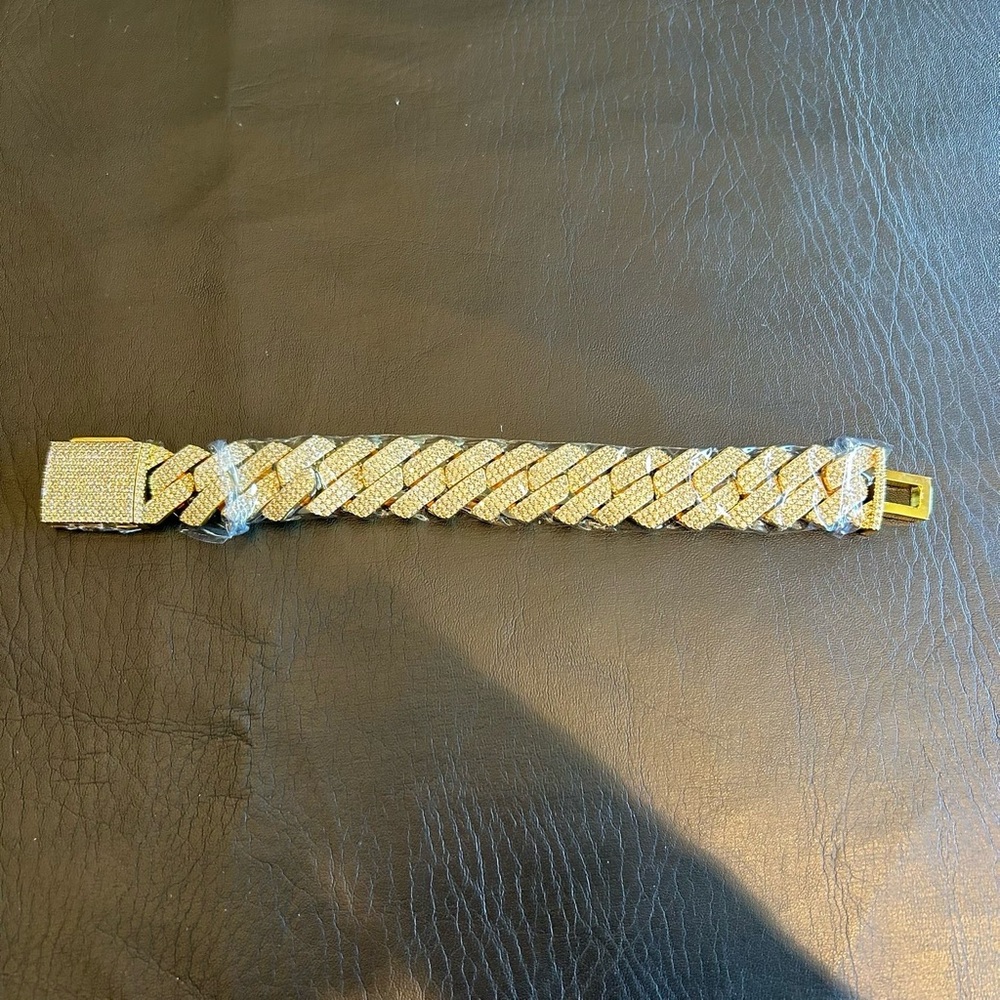 Brand New 20mm 3 Row Cuban Bracelet Gold 7–7.25 Inch Moissanite VVS1 Passes Test - Picture 3 of 9